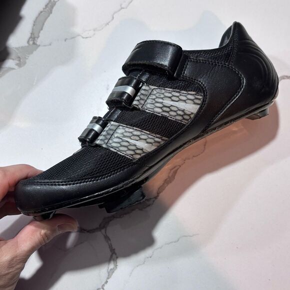 Nike Women’s Clip in Carbon Composite Cycling Shoes Black Silver Size 8 EU 39 - Picture 4 of 12